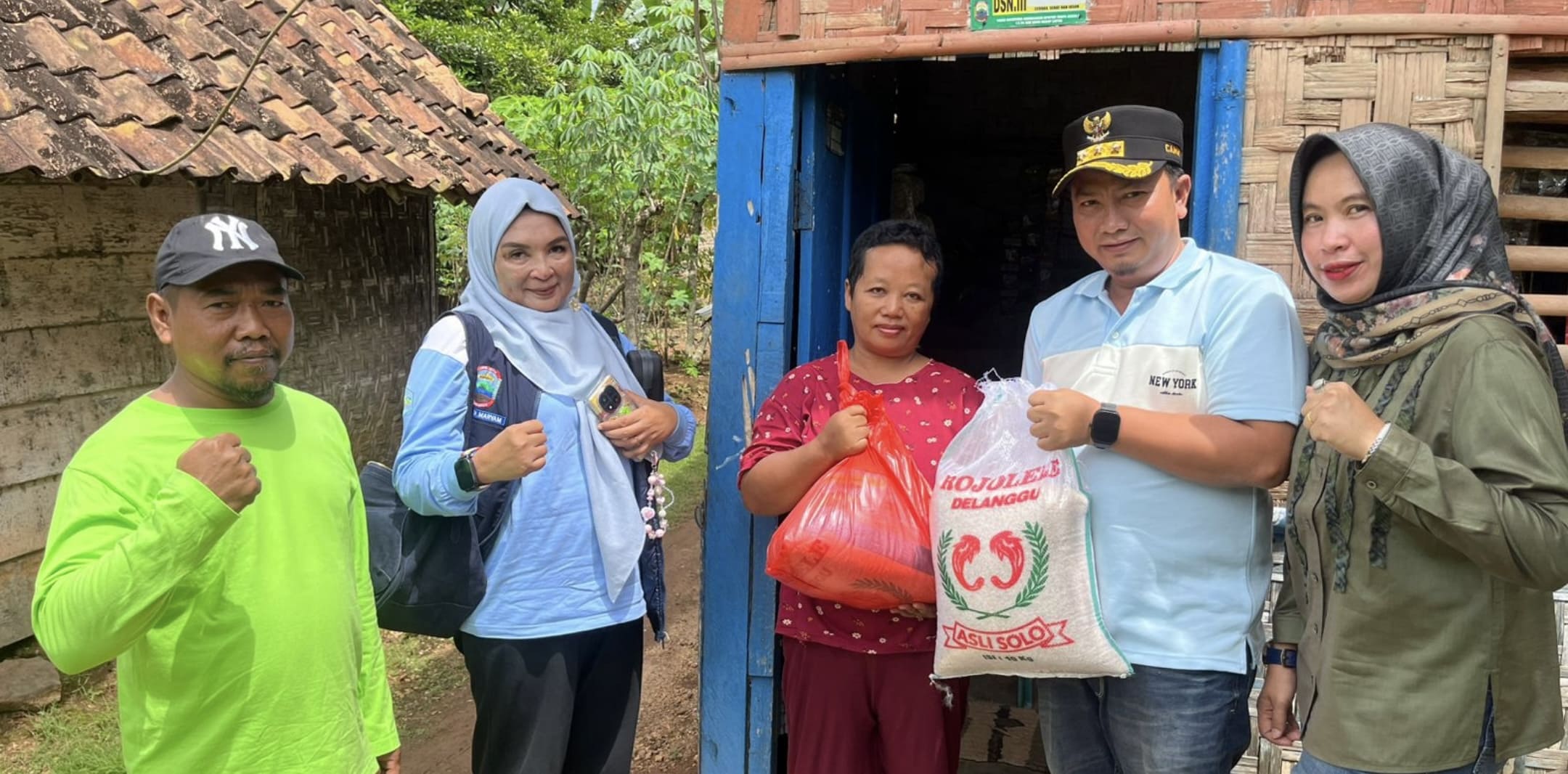 Kunjungan Camat Jati Agung Rizwan Effendi Jenguk Warga Sakit Sidodadi