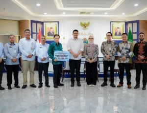 Bantuan Kemanusiaan : Jihan Nurlela Salurkan Rp500 Juta ke Tapsel