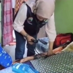 Kesehatan: Camat Jati Agung Kunjungi Warga Penderita Penyakit Kronis